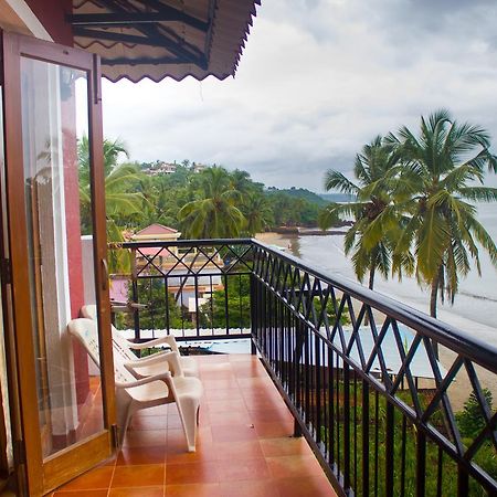 Casa Tropicana - Hotel & Homestays パナジ エクステリア 写真